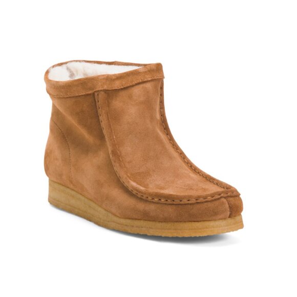 CLARKS Caramel Suede Wallabee Hi Comfort Low Boots - Picture 1 of 2